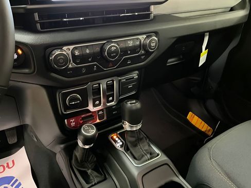 New 2026 Jeep Wrangler Willys AWD/4WD image 10