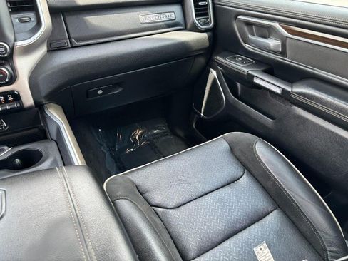 Used 2021 RAM 1500 Laramie AWD/4WD image 16