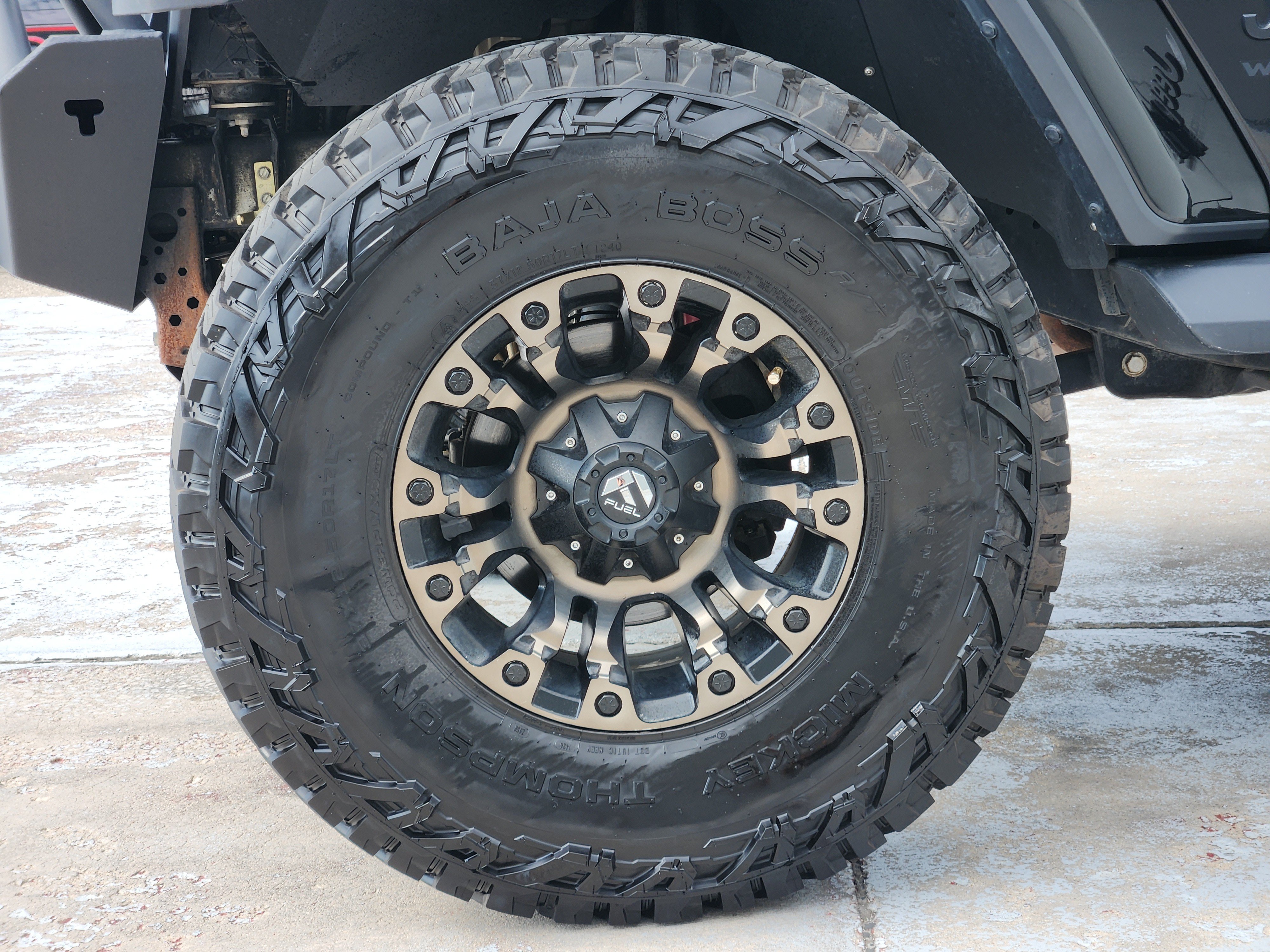 Used 2019 Jeep Wrangler Unlimited Sahara AWD/4WD image 13