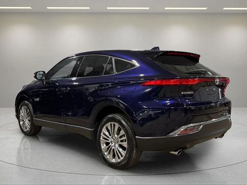 Used 2024 Toyota Venza Limited AWD/4WD image 18