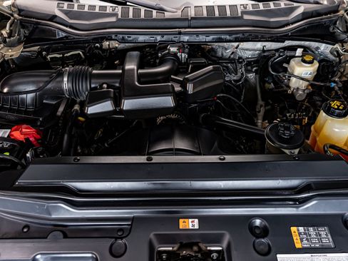 Used 2017 Ford F350 Lariat image 24