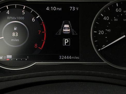 Used 2025 Nissan Versa SV FWD image 34