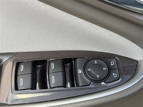 Used 2022 Chevrolet Malibu LS image 16