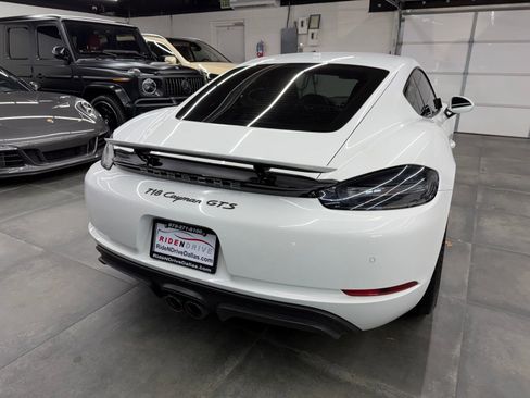 Used 2018 Porsche 718 Cayman GTS image 6