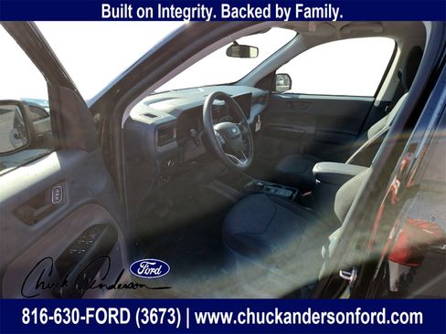 New 2025 Ford Maverick XLT w/ Black Appearance Package image 9