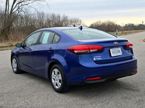 Used 2017 Kia Forte LX w/ LX Popular Package image 40