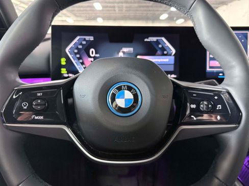 Used 2024 BMW i5 eDrive40i RWD image 16