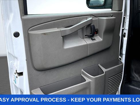 Used 2021 GMC Savana 2500 w/ Driver Convenience Package RWD image 18