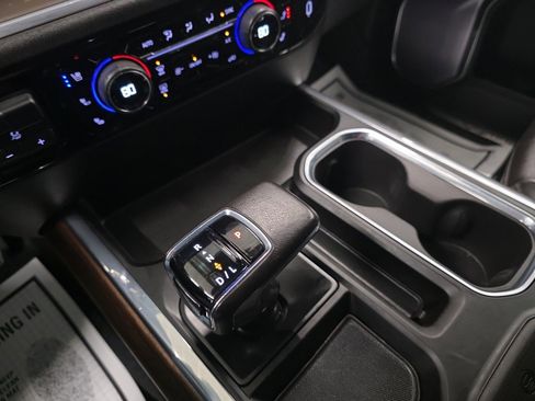 Used 2022 Chevrolet Silverado 1500 High Country w/ Z71 Off-Road Package image 28