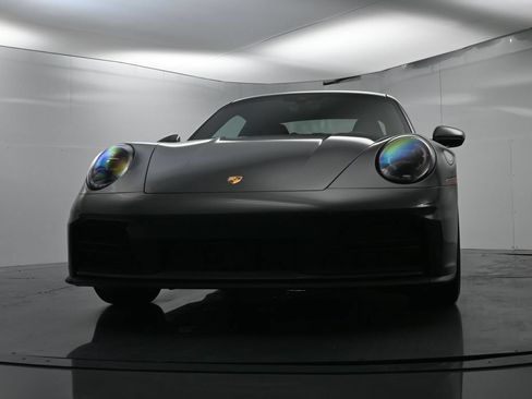 Certified 2025 Porsche 911 Carrera RWD image 49