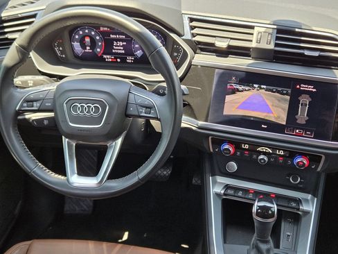 Used 2020 Audi Q3 2.0T Premium AWD/4WD image 34
