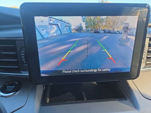 Certified 2022 Ford Explorer XLT w/ Equipment Group 202A image 21