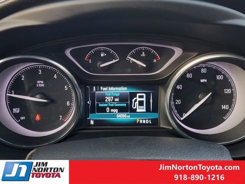 Used 2019 Buick Envision Essence image 17