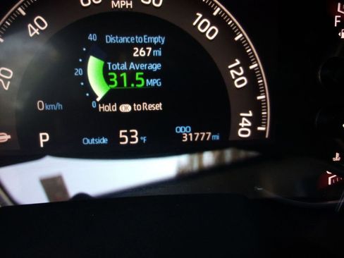 Used 2024 Toyota RAV4 LE image 17