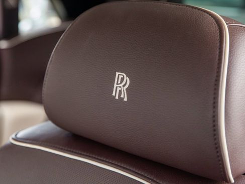 Used 2013 Rolls-Royce Ghost image 21