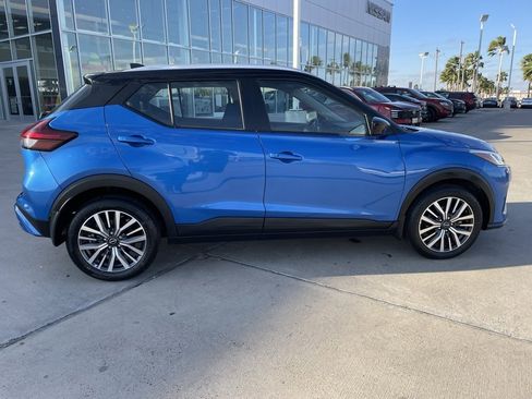Certified 2024 Nissan Kicks SV image 3