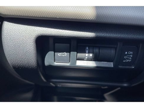 Certified 2026 Subaru Forester Premium AWD/4WD image 39
