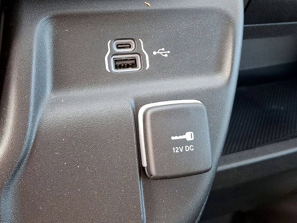 Used 2023 RAM ProMaster 3500 FWD image 25