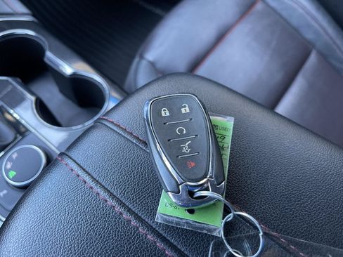 Used 2019 Chevrolet Blazer RS FWD image 41