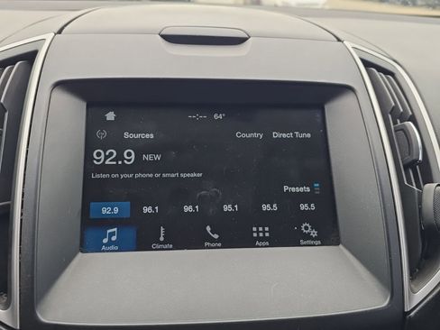 Used 2016 Ford Edge SEL w/ Equipment Group 201A AWD/4WD image 21