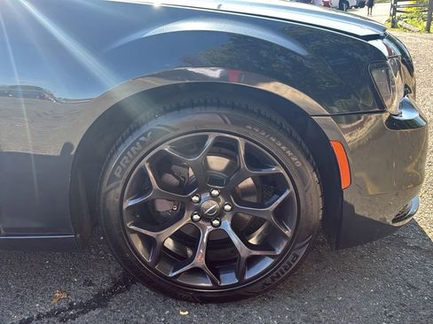 Used 2019 Chrysler 300 Touring w/ Sport Appearance Package image 36
