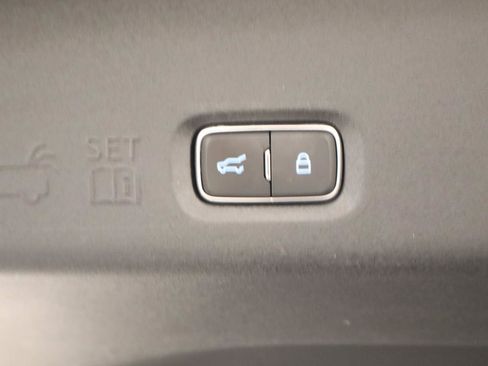 Used 2025 Ford Expedition Max Active AWD/4WD image 23