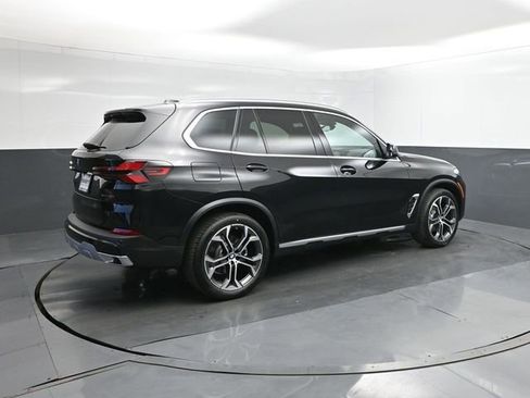 New 2026 BMW X5 sDrive40i w/ Premium Package image 15