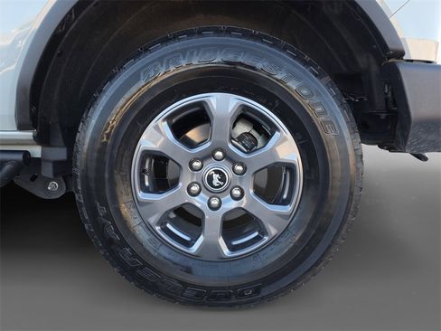 Used 2024 Ford Bronco Big Bend image 8