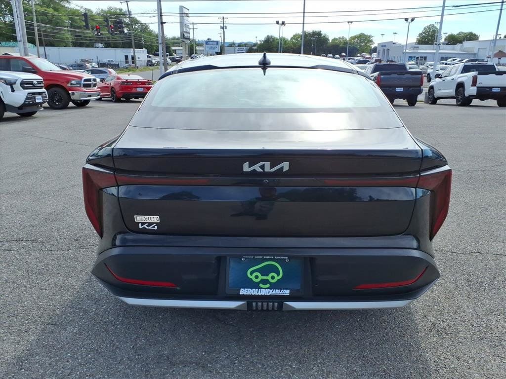 Used 2025 Kia K4 FWD image 5
