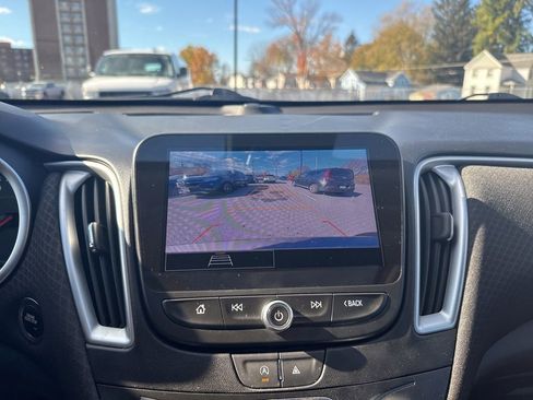 Used 2023 Chevrolet Malibu LT image 21