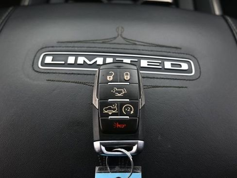 Used 2020 RAM 1500 Limited AWD/4WD image 19