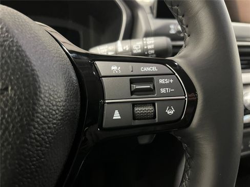 New 2026 Honda Pilot Touring image 19