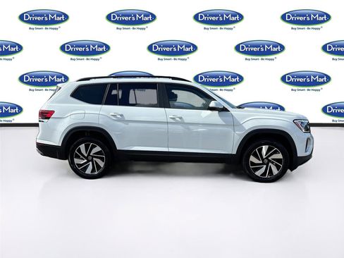 Used 2025 Volkswagen Atlas SE image 8