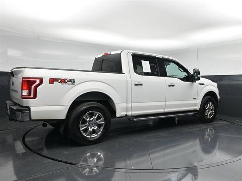 Used 2017 Ford F150 XLT w/ Equipment Group 302A Luxury AWD/4WD image 5
