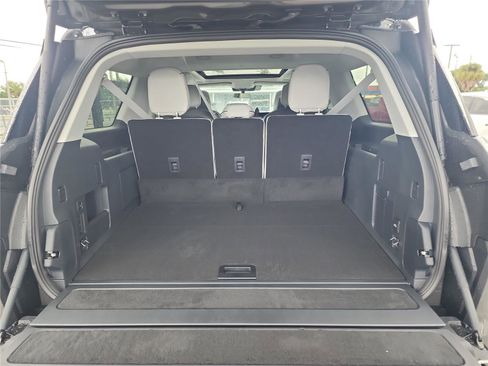 New 2026 Lincoln Navigator L Black Label AWD/4WD image 19