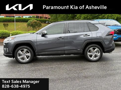 Used 2021 Toyota RAV4 XLE Premium AWD/4WD image 3