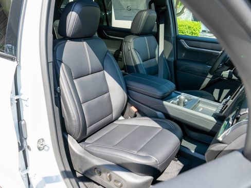 New 2026 GMC Acadia Elevation w/ Black Edition image 9