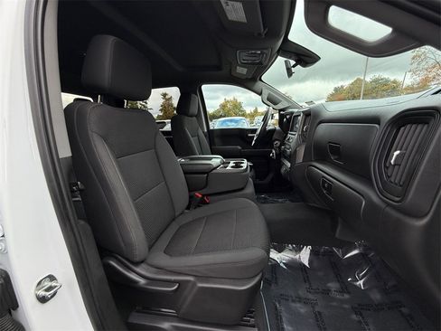 Used 2022 Chevrolet Silverado 1500 Custom w/ Safety Confidence Package image 24