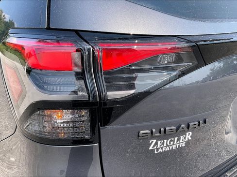 Certified 2025 Subaru Forester Premium AWD/4WD image 31
