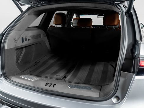 Used 2024 Lincoln Nautilus Black Label w/ Jet Appearance Package (87T) image 60