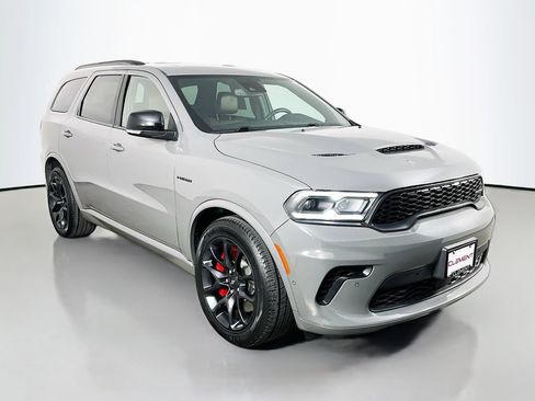 Used 2024 Dodge Durango R/T w/ Tow 'N Go Group AWD/4WD image 4