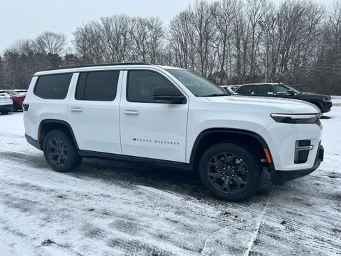 New 2026 Jeep Grand Wagoneer Limited w/ Premium Group II image 3