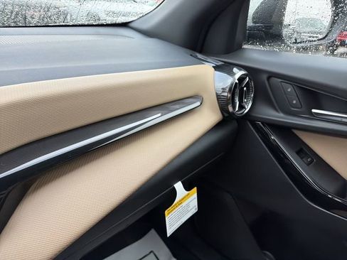 New 2026 Chevrolet Equinox ACTIV w/ LPO, Floor Liner Package AWD/4WD image 24