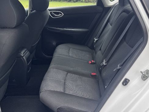 Used 2016 Nissan Sentra SR FWD image 10