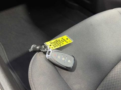 Used 2023 Chevrolet Malibu LS FWD image 25