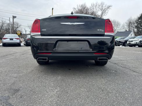 Used 2016 Chrysler 300 C Platinum w/ Safetytec Plus Group image 10
