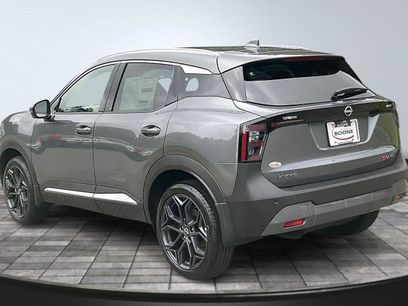 New 2025 Nissan Kicks SR
