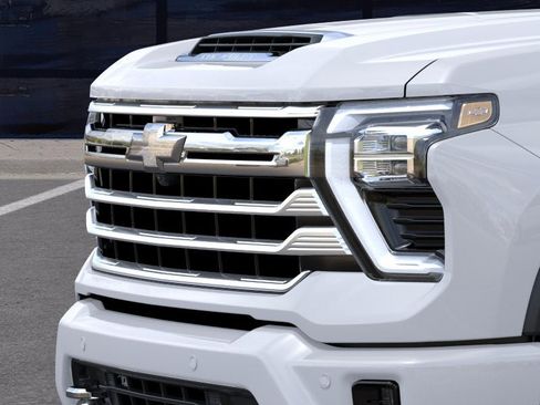 New 2026 Chevrolet Silverado 3500 High Country AWD/4WD image 13