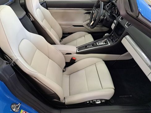 Used 2025 Porsche 718 Boxster GTS image 12