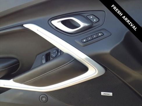 Used 2017 Chevrolet Camaro SS image 13